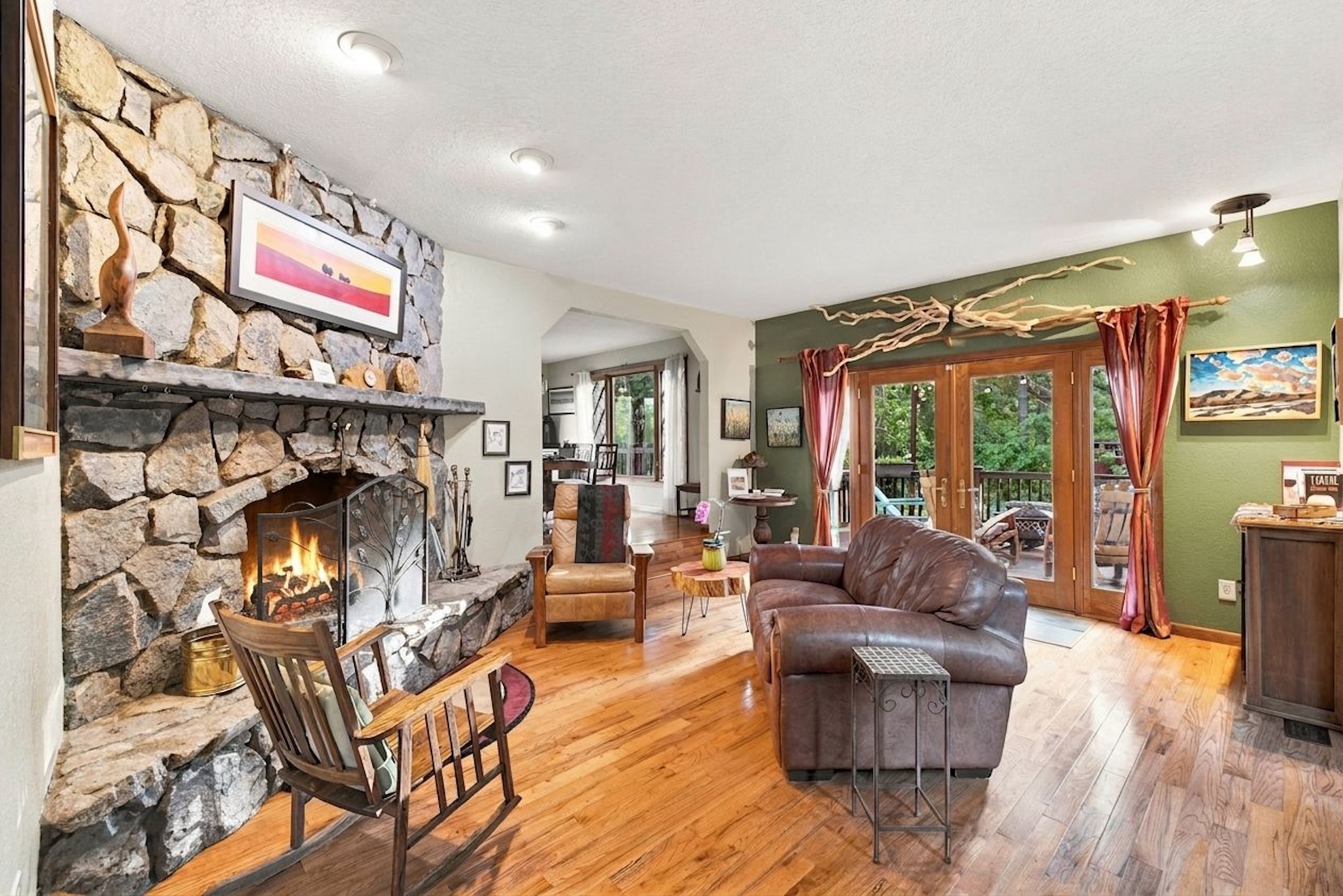  Exceptionally Charming English Tudor in Redmond - 物件實景