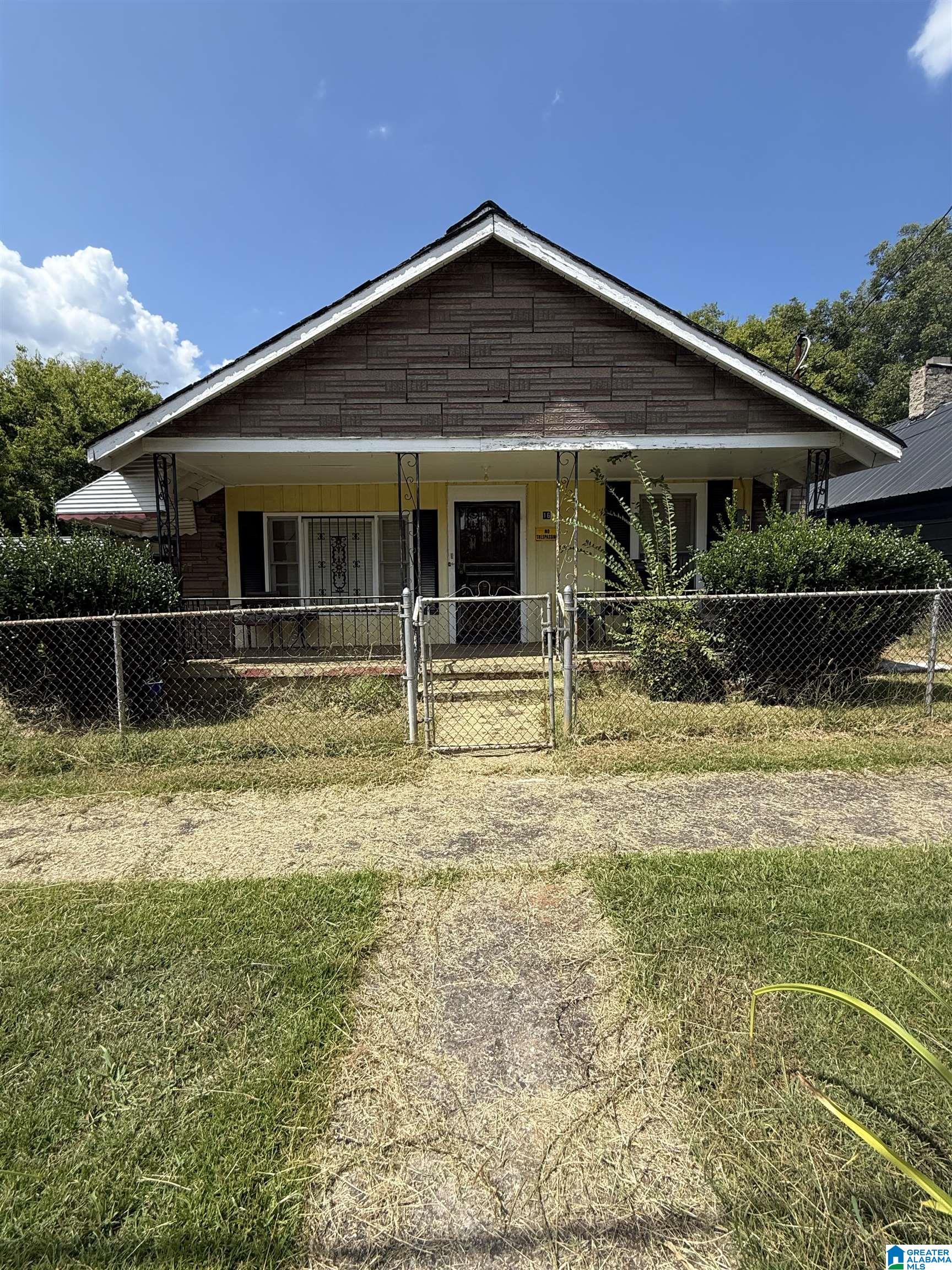 Christine Ave, Anniston, AL 36207