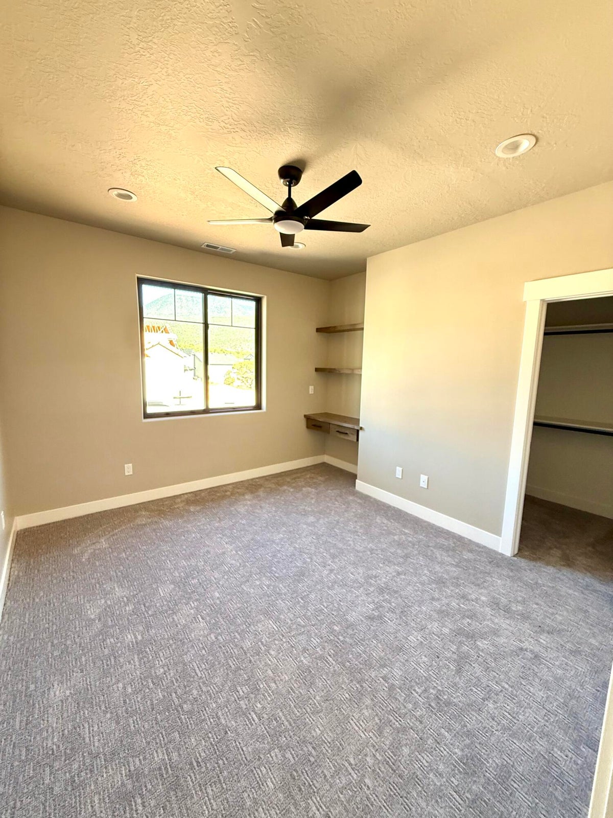 Cedar City, Utah, 84720, United States, 4 Bedrooms Bedrooms, ,3 BathroomsBathrooms,Residential,For Sale,1691817