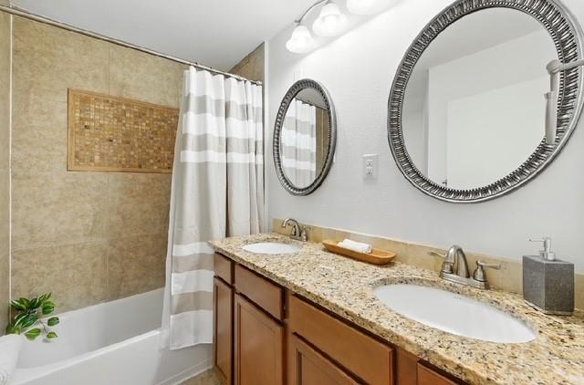 Austin, Texas, 78731, United States, 4 Bedrooms Bedrooms, ,3 BathroomsBathrooms,Residential,For Sale,1885336