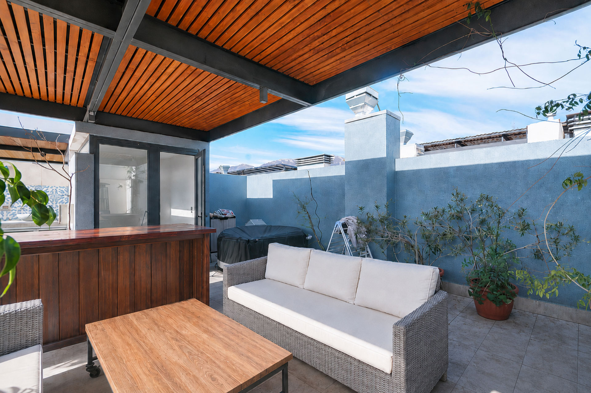  3-Bedroom Duplex in Central La Dehesa - 物件實景