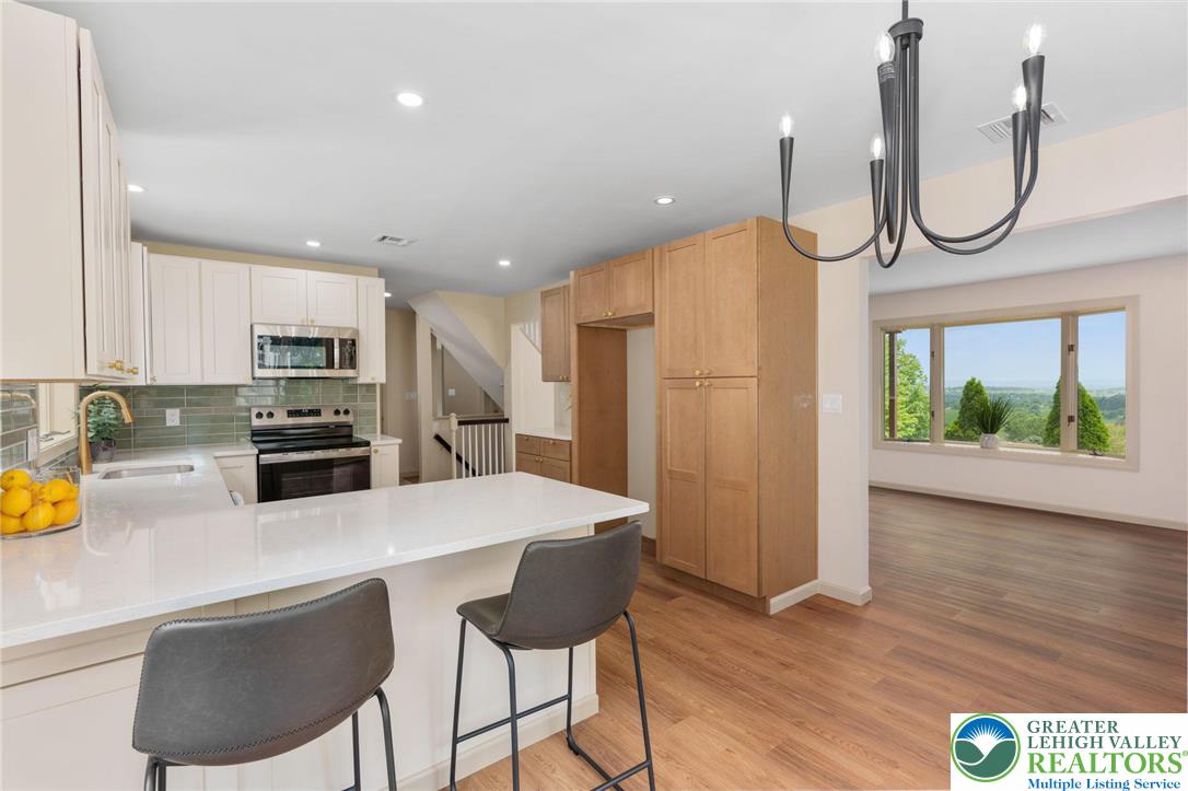 Washington Twp, Pennsylvania, 18080, United States, 3 Bedrooms Bedrooms, ,3 BathroomsBathrooms,Residential,For Sale,1984610