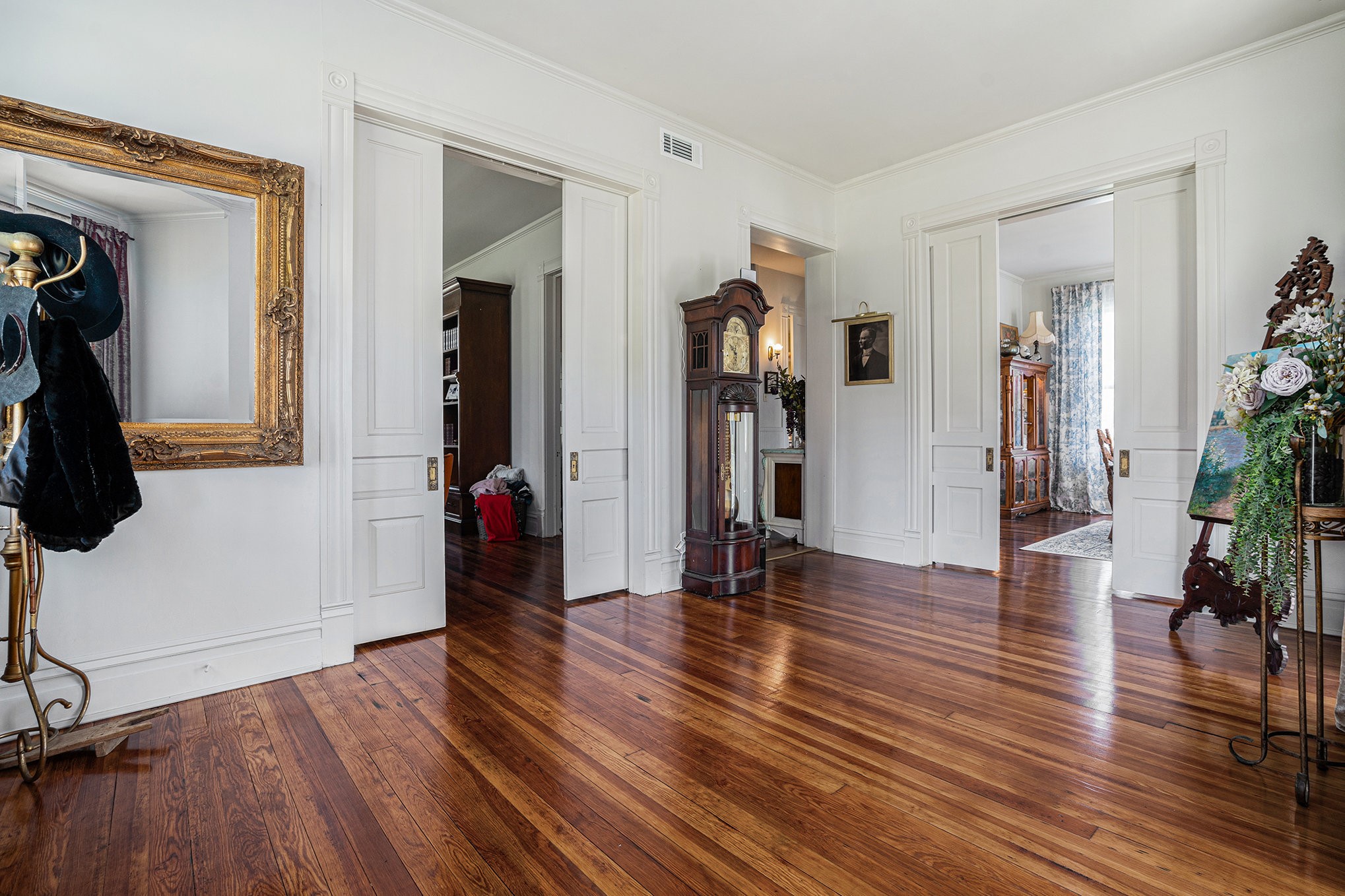 Anahuac, Texas, 77514, United States, 3 Bedrooms Bedrooms, ,2 BathroomsBathrooms,Residential,For Sale,1908288