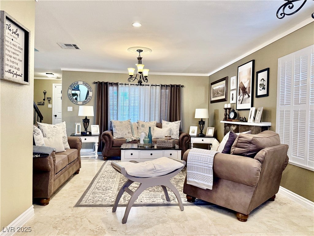 Las Vegas, Nevada, 89121, United States, 3 Bedrooms Bedrooms, ,2 BathroomsBathrooms,Residential,For Sale,1981360