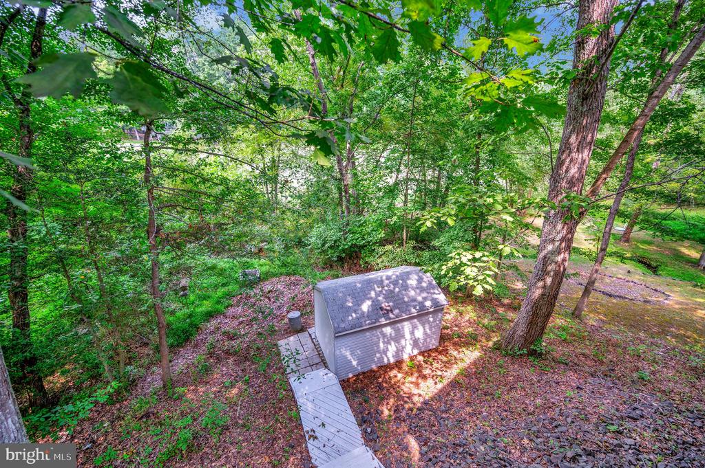 Locust Grove, Virginia, 22508, United States, 4 Bedrooms Bedrooms, ,3 BathroomsBathrooms,Residential,For Sale,1976056