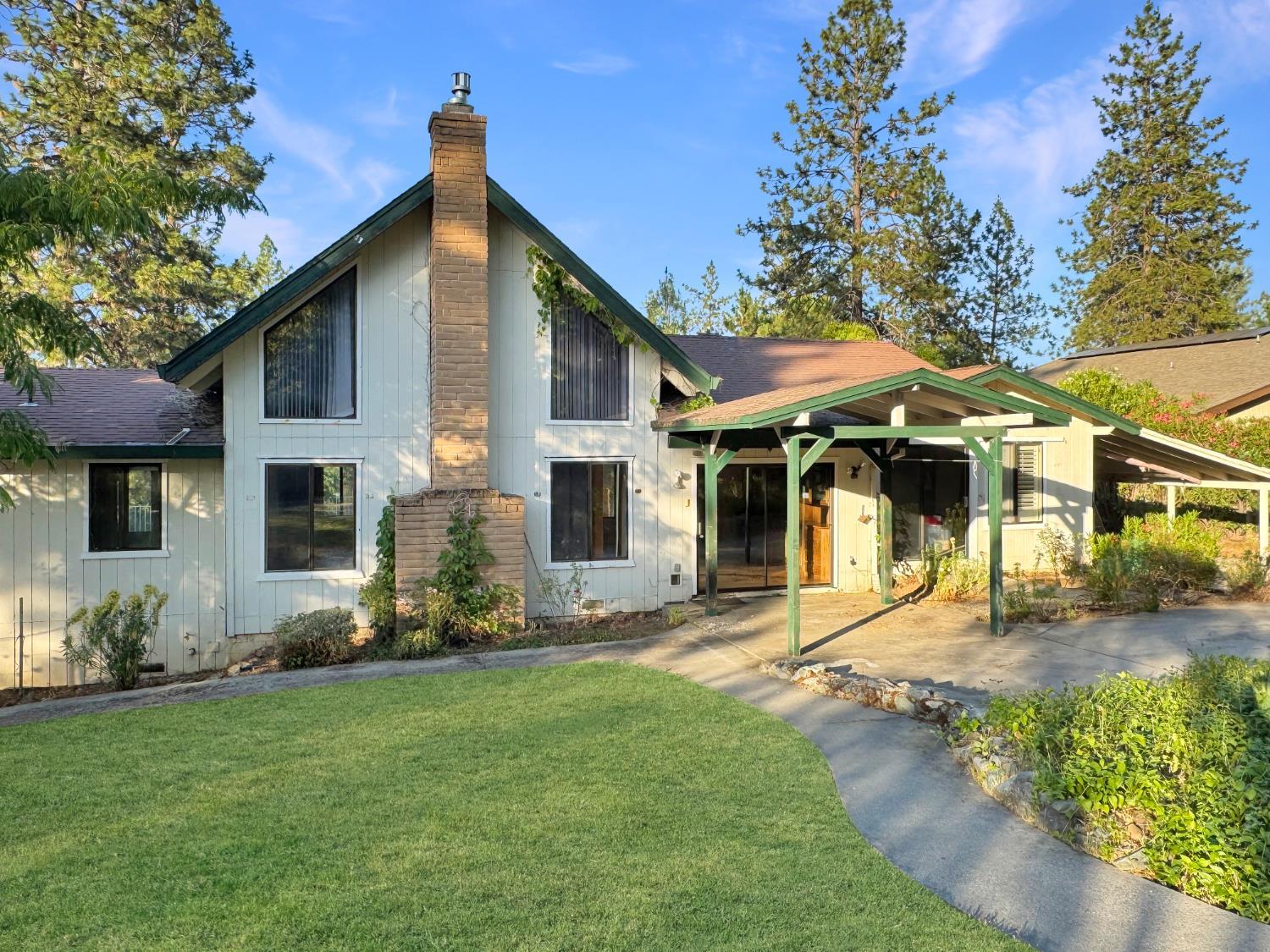 Grass Valley, California, 95949, United States, 2 Bedrooms Bedrooms, ,2 BathroomsBathrooms,Residential,For Sale,1879253