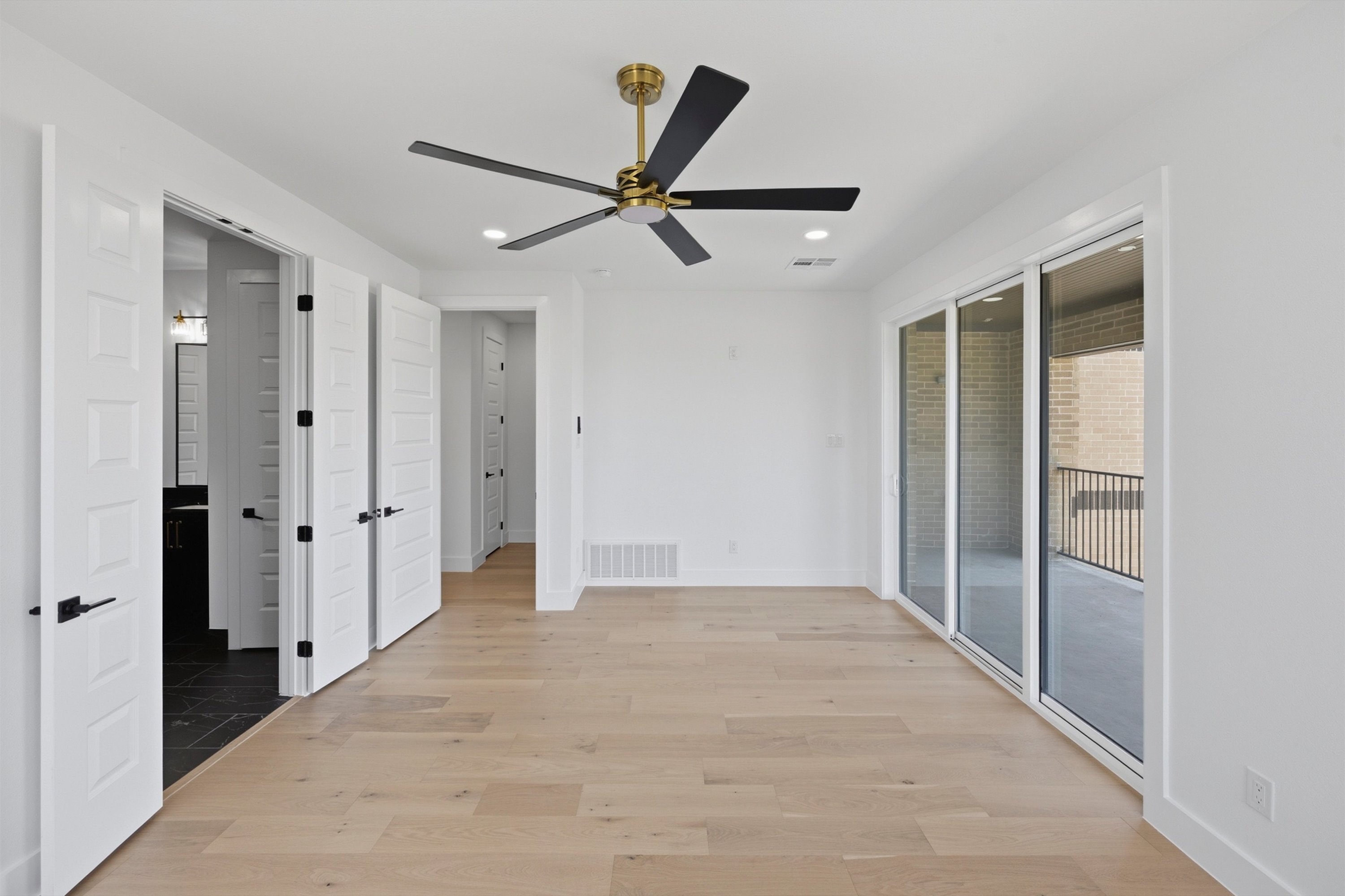  400 Vista Buena Trail, Fort Worth, TX, 76111 - 物件實景