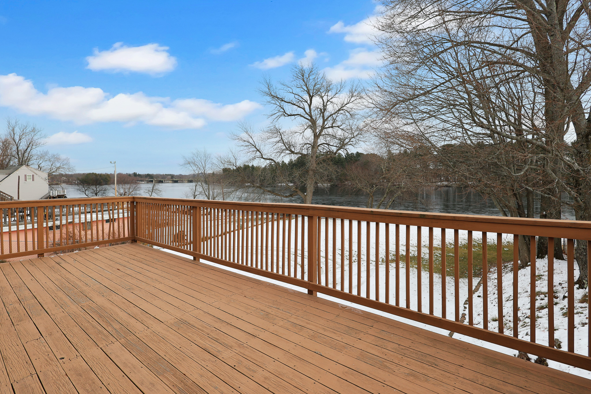 Methuen, Massachusetts, 01844, United States, 3 Bedrooms Bedrooms, ,2 BathroomsBathrooms,Residential,For Sale,2005366