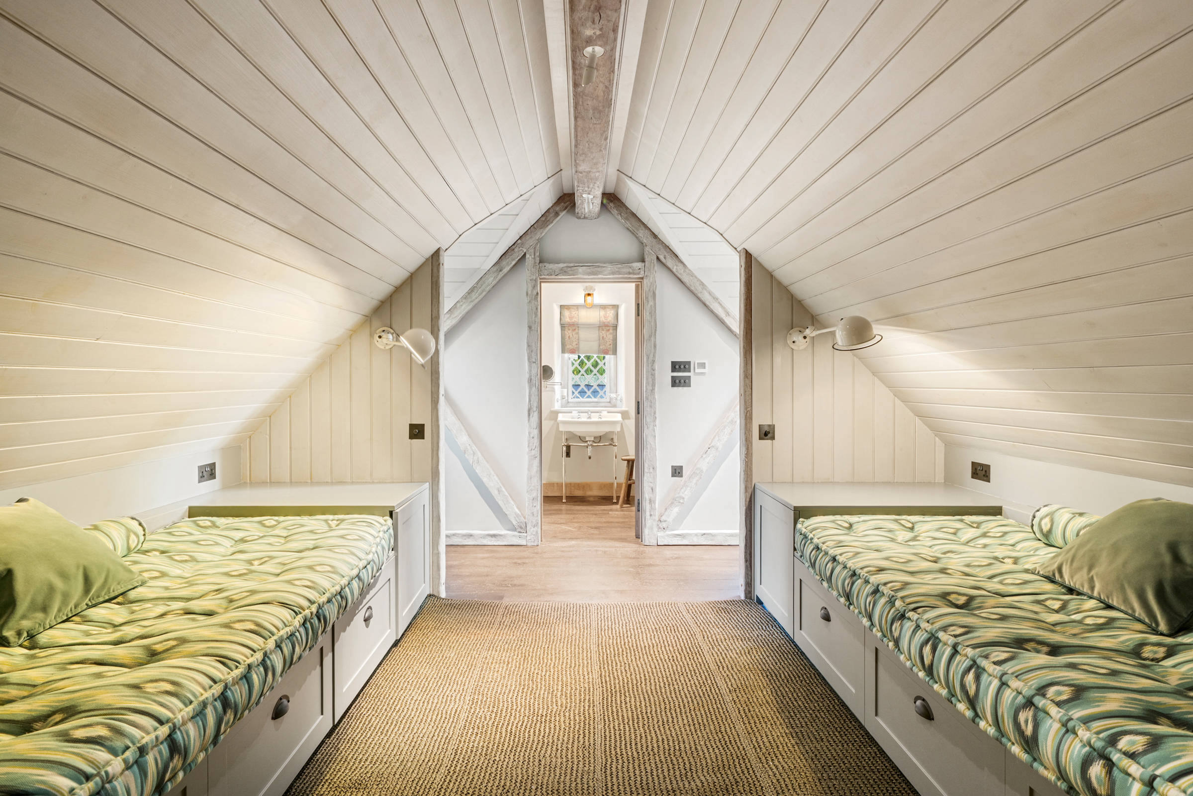  A Characterful Cotswolds House with Exceptional Grounds - 物件實景