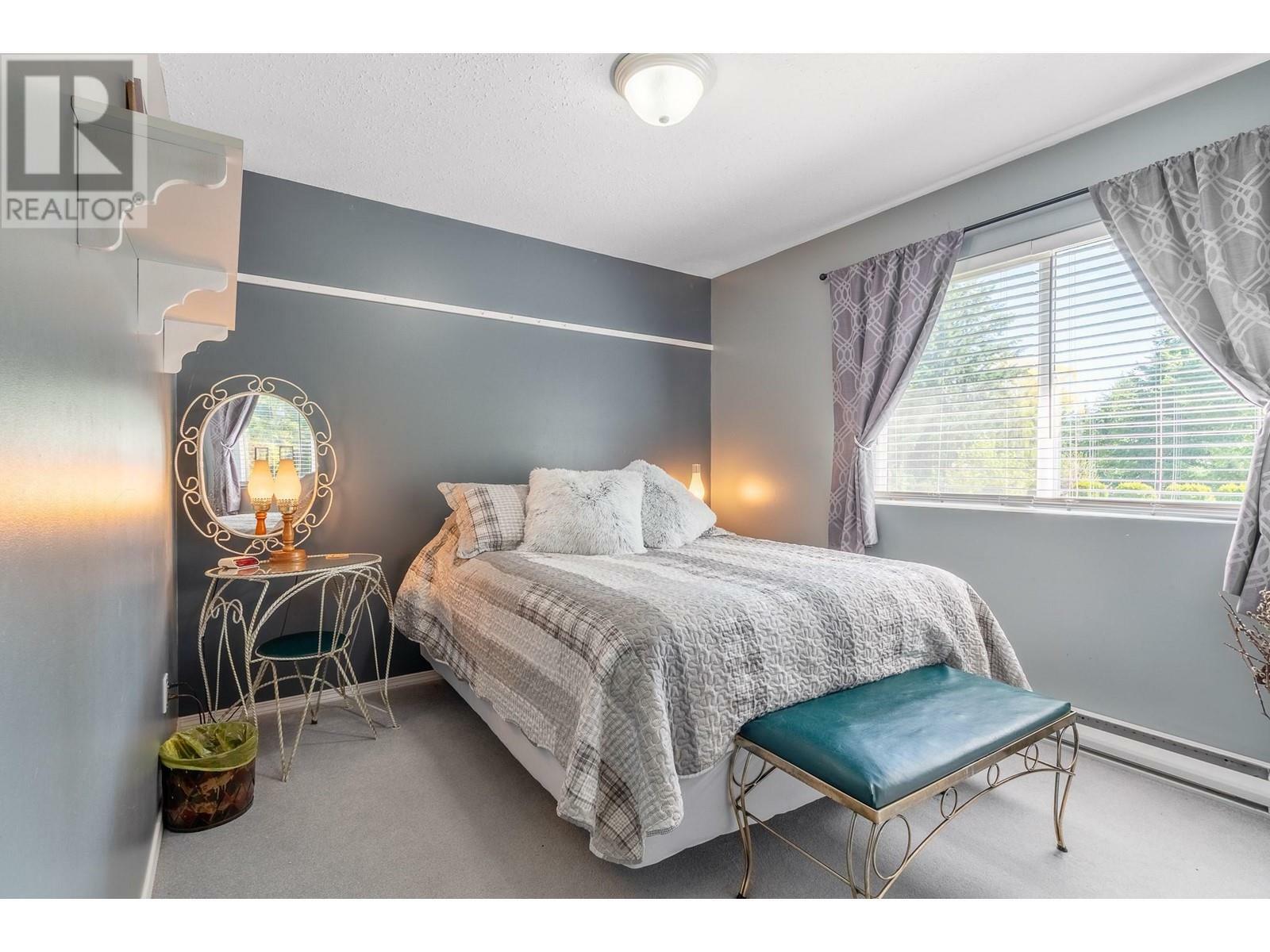 SALMON ARM, British Columbia, V1E 3A4, CA, 4 Bedrooms Bedrooms, ,2 BathroomsBathrooms,Residential,For Sale,1838776