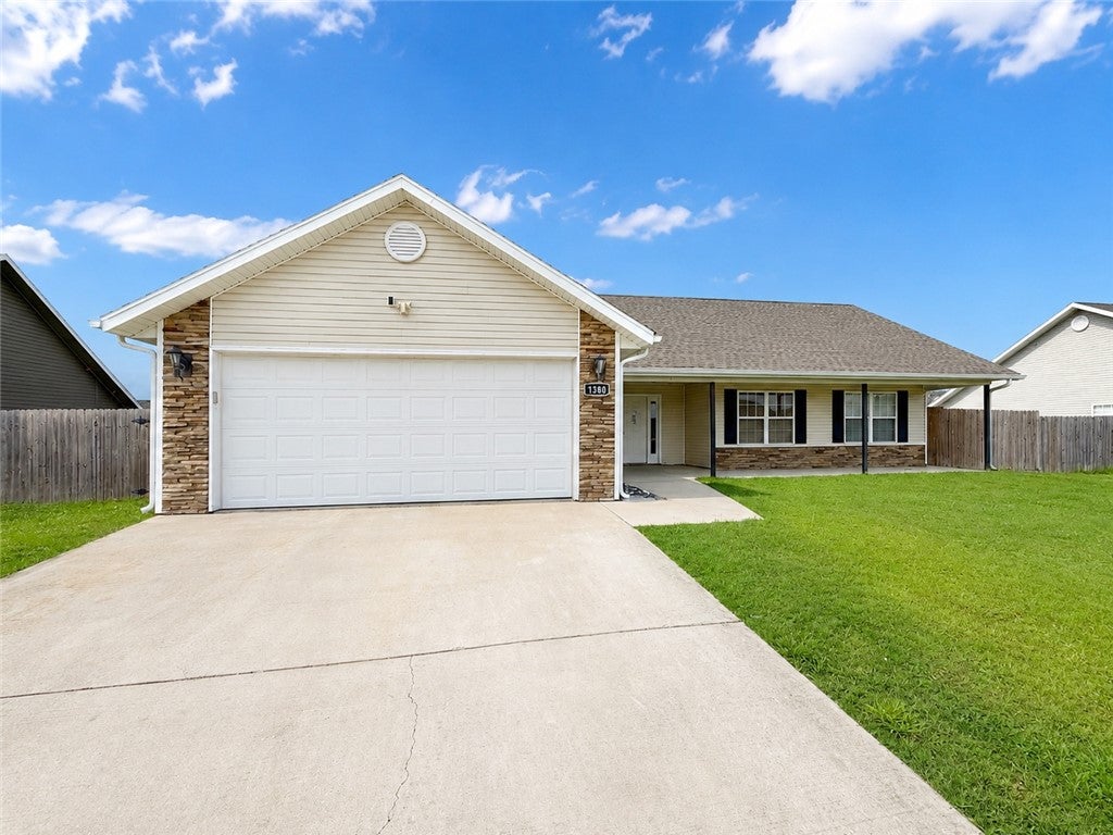 General Parson Dr, Prairie Grove, AR 72753