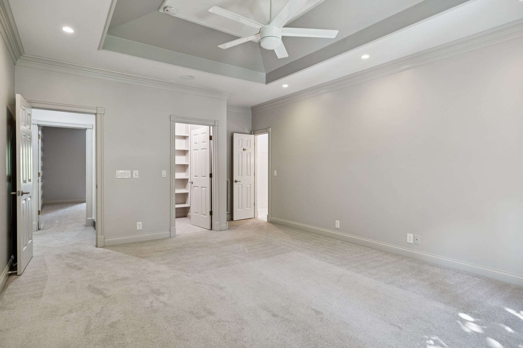 827 Maxwell Ct, Nashville, TN, 37220 - 物件實景
