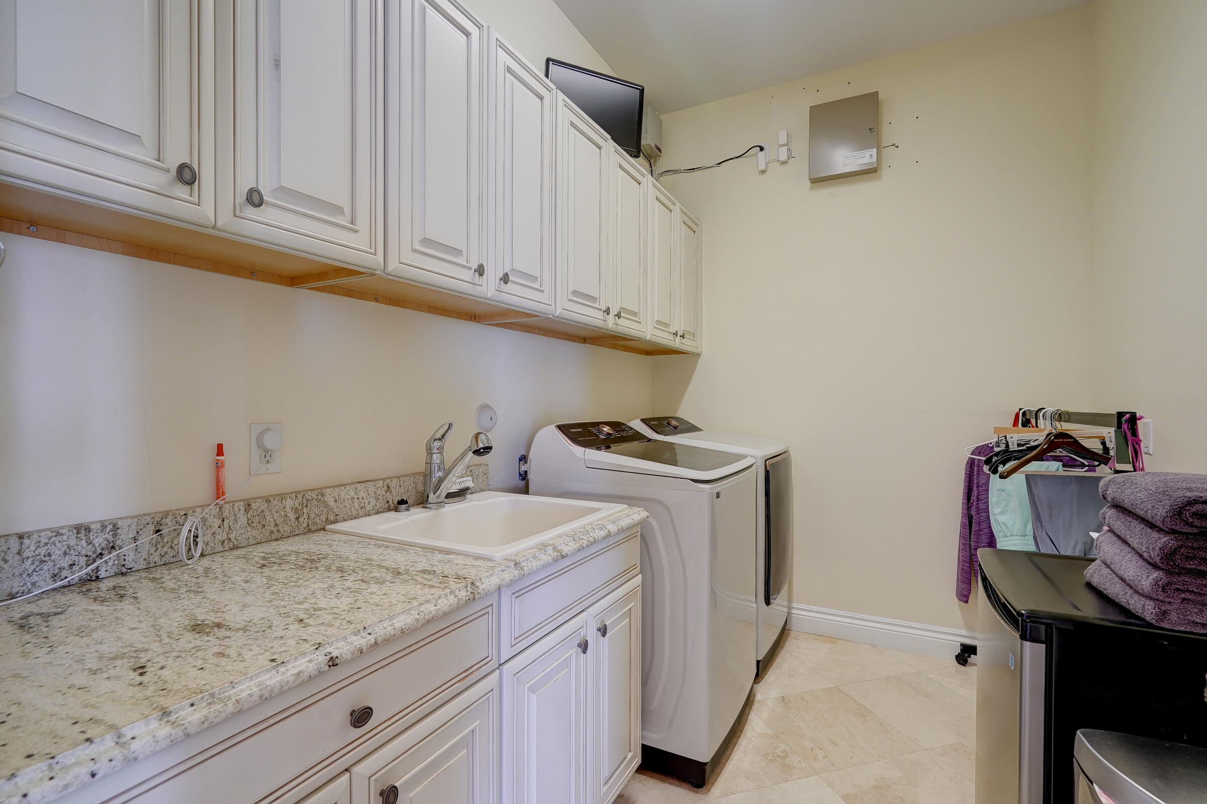 Singer Island, Florida, 33404, United States, 4 Bedrooms Bedrooms, ,5 BathroomsBathrooms,Residential,For Sale,1906755