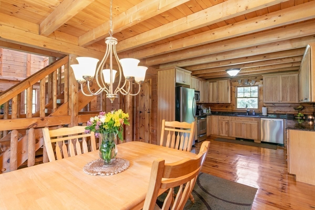 Haverhill, Massachusetts, 01832, United States, 4 Bedrooms Bedrooms, ,2 BathroomsBathrooms,Residential,For Sale,1906911