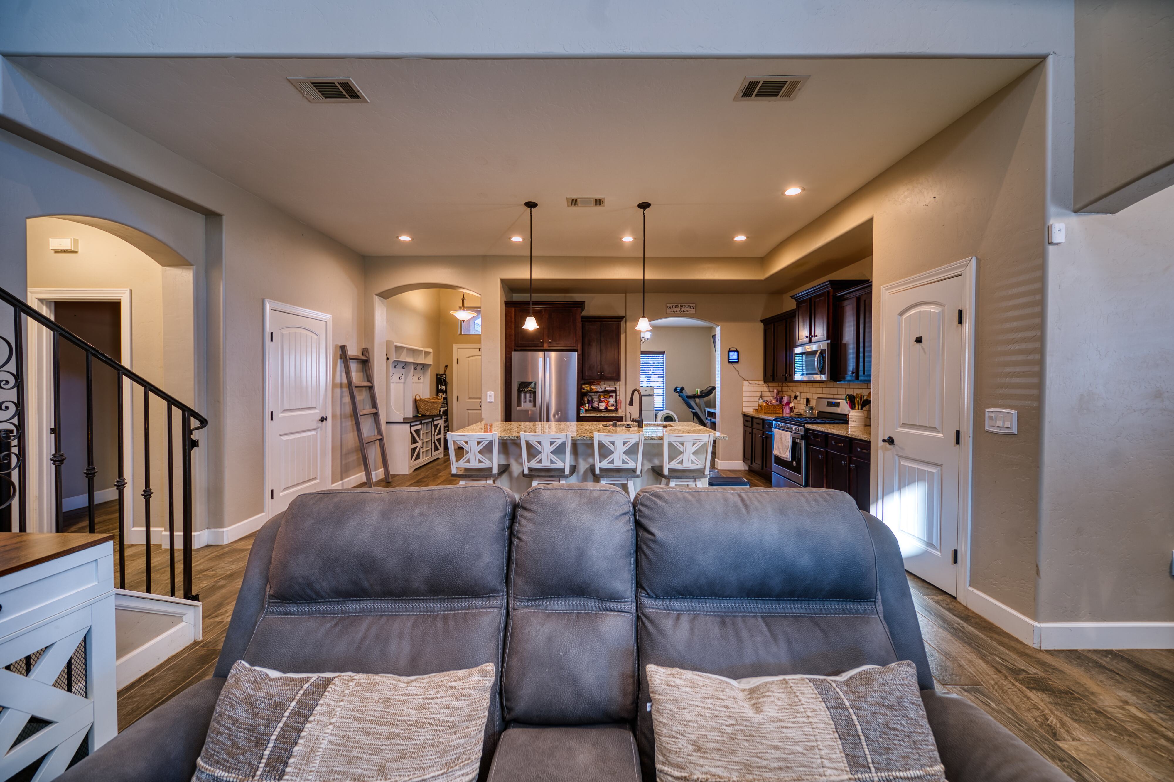 Carlsbad, New Mexico, 88220, United States, 4 Bedrooms Bedrooms, ,3 BathroomsBathrooms,Residential,For Sale,1975049