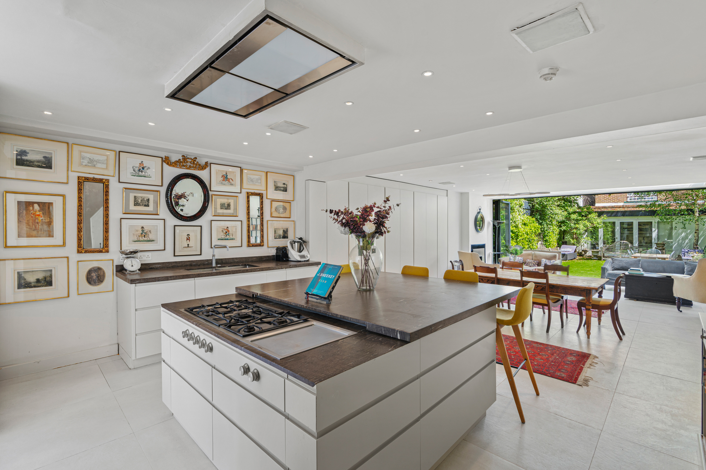  Beautifully Finished Victorian Townhouse Moments from High Street Kensington - 物件實景