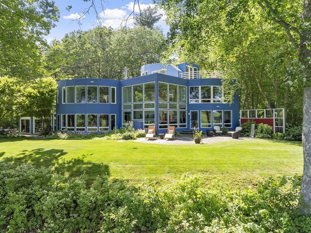 Carlisle, Massachusetts, 01741, United States, 4 Bedrooms Bedrooms, ,5 BathroomsBathrooms,Residential,For Sale,1874454