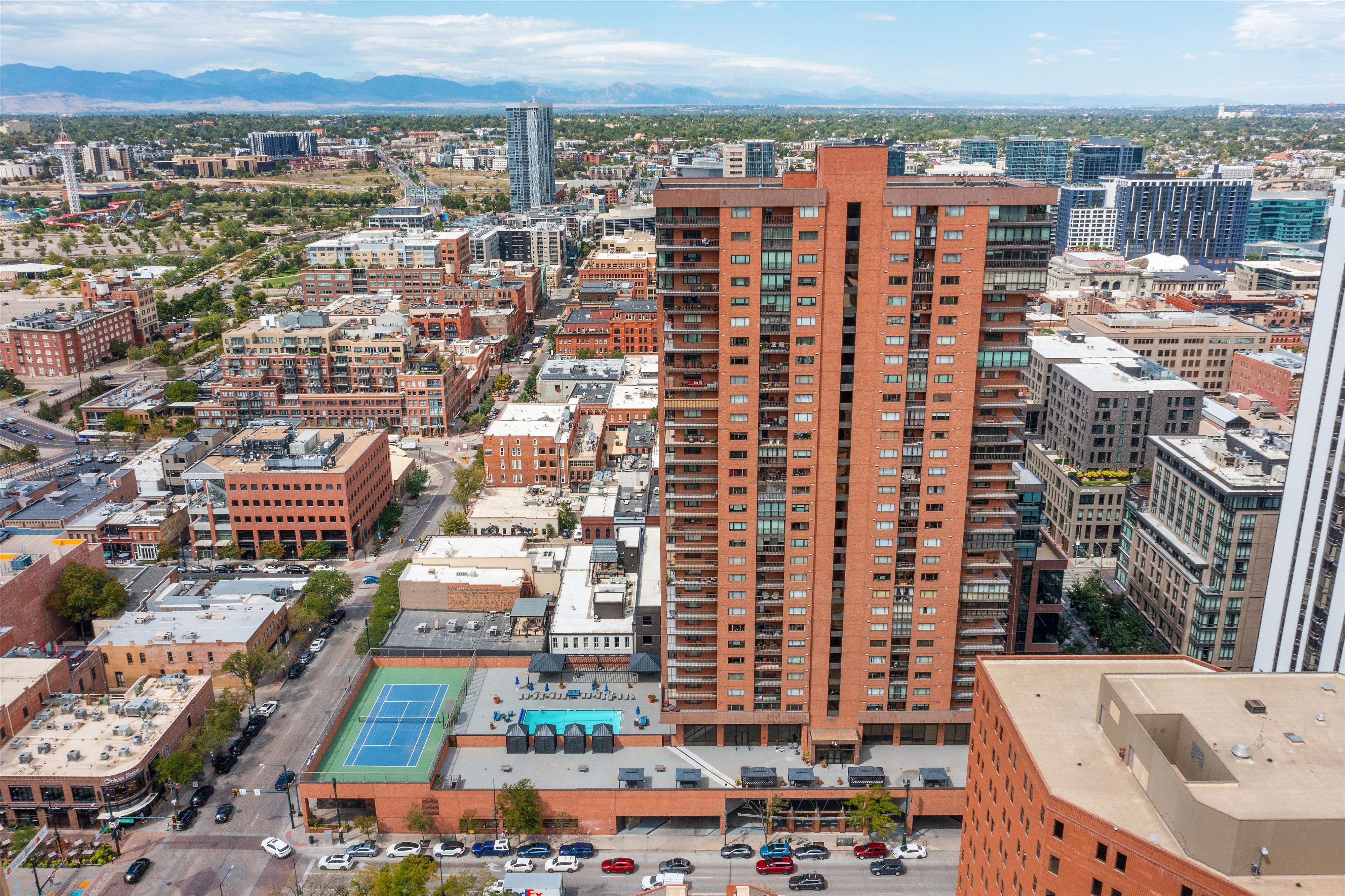  Iconic Larimer Place - 物件實景