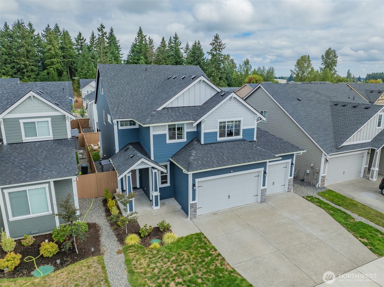 YELM, Washington, 98597, United States, 4 Bedrooms Bedrooms, ,5 BathroomsBathrooms,Residential,For Sale,1926043