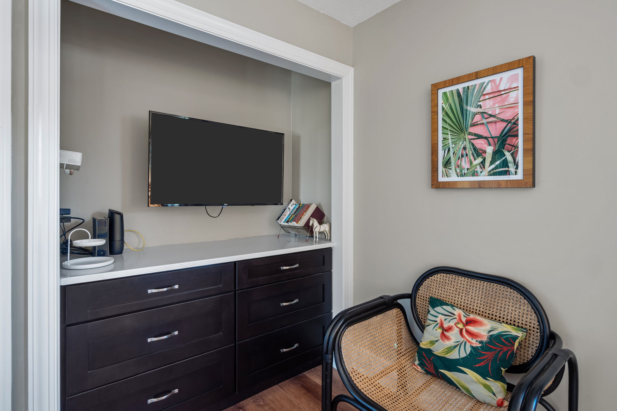  807 W Trinity Avenue, Durham, NC, 27701 - 物件實景