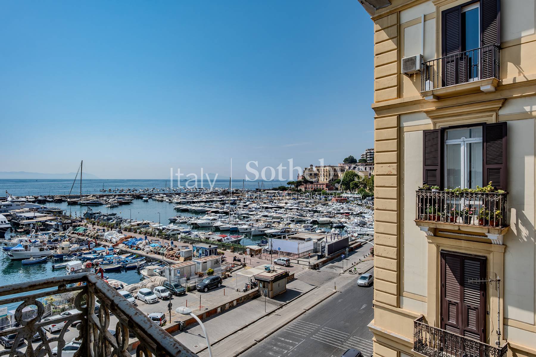  Spacious panoramic seafront residence in Naples - 物件實景
