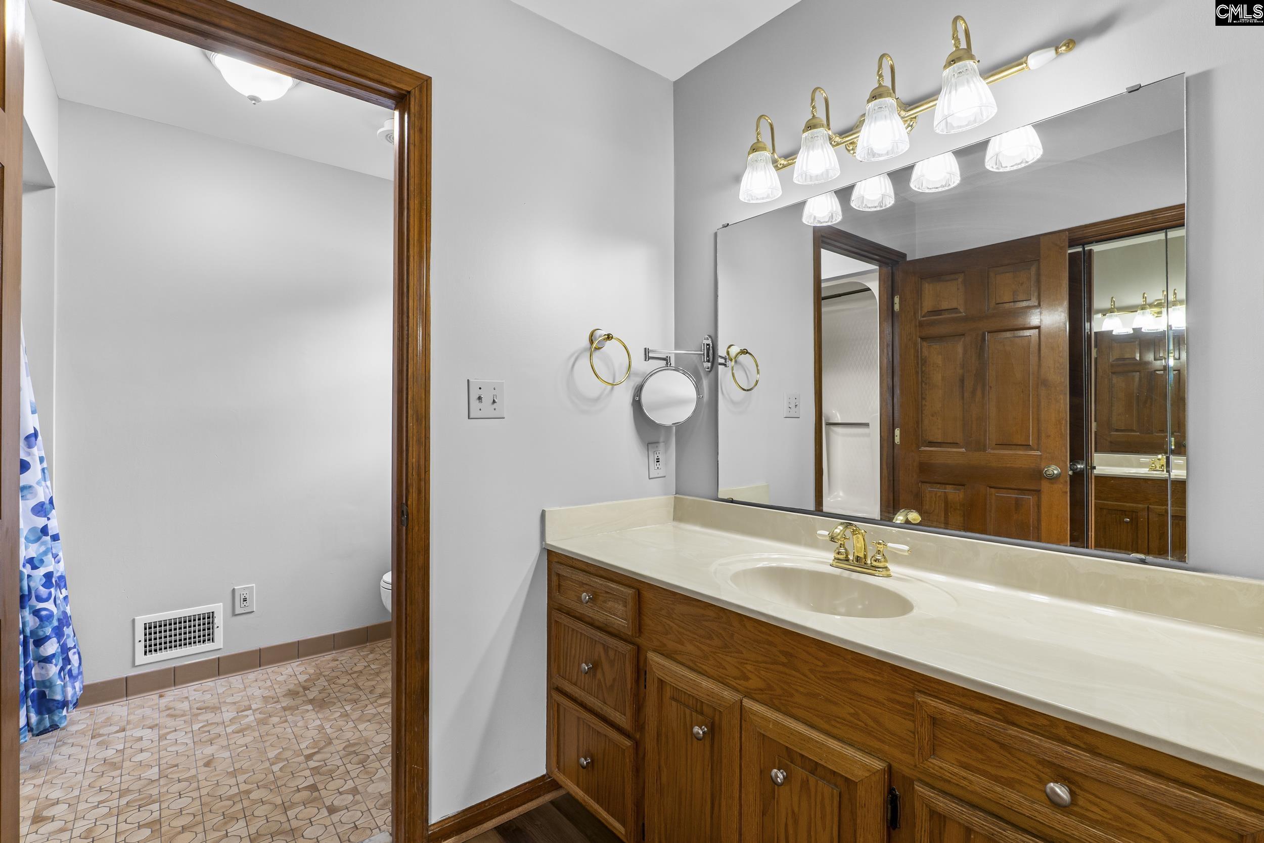 Gilbert, South Carolina, 29054, United States, 4 Bedrooms Bedrooms, ,4 BathroomsBathrooms,Residential,For Sale,2040414