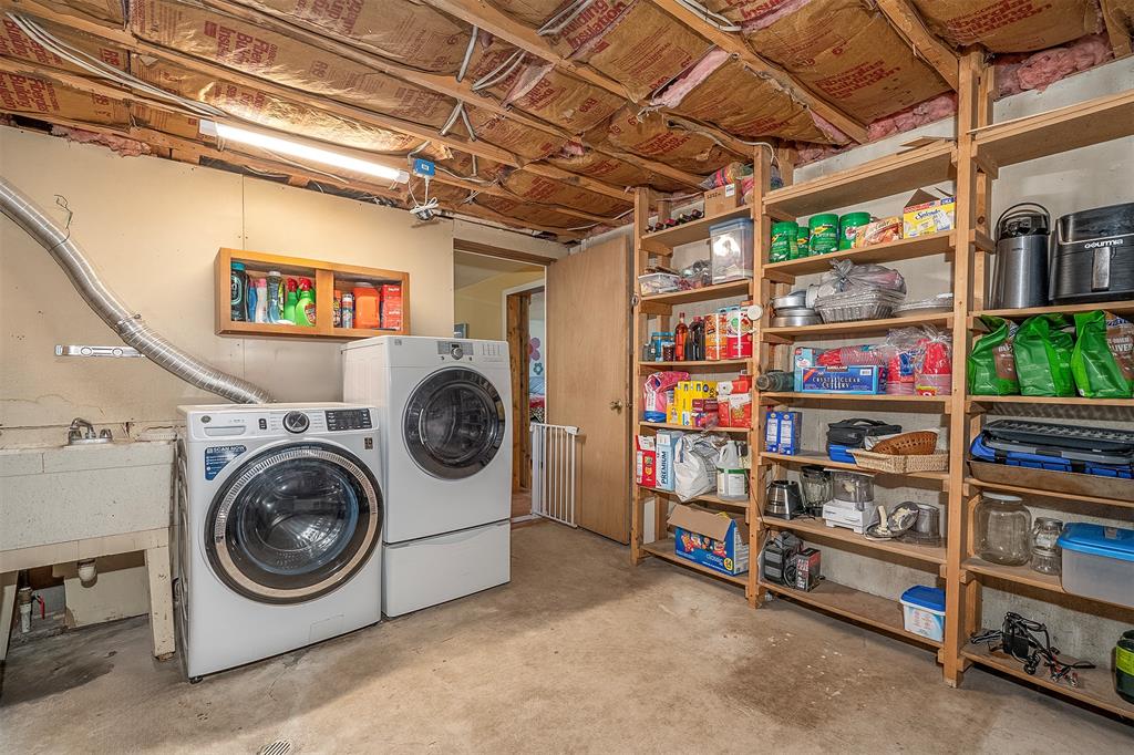 Polson, Montana, 59860, United States, 3 Bedrooms Bedrooms, ,1 BathroomBathrooms,Residential,For Sale,1982519