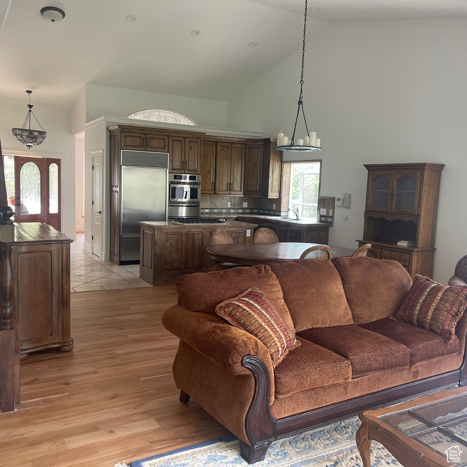 Spanish Fork, Utah, 84660, United States, 3 Bedrooms Bedrooms, ,3 BathroomsBathrooms,Residential,For Sale,1943392