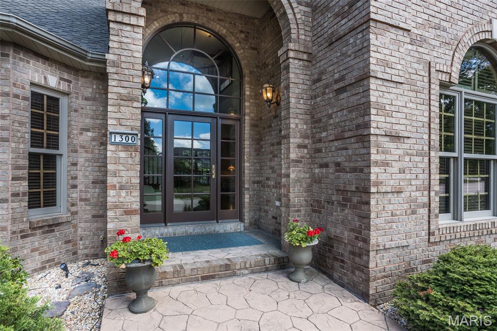 Godfrey, Illinois, 62035, United States, 3 Bedrooms Bedrooms, ,3 BathroomsBathrooms,Residential,For Sale,1940869