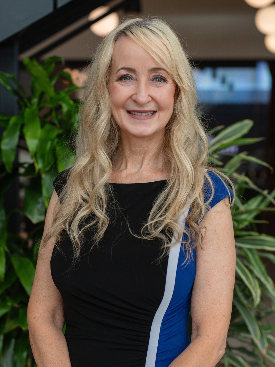 Stacie Neumann
