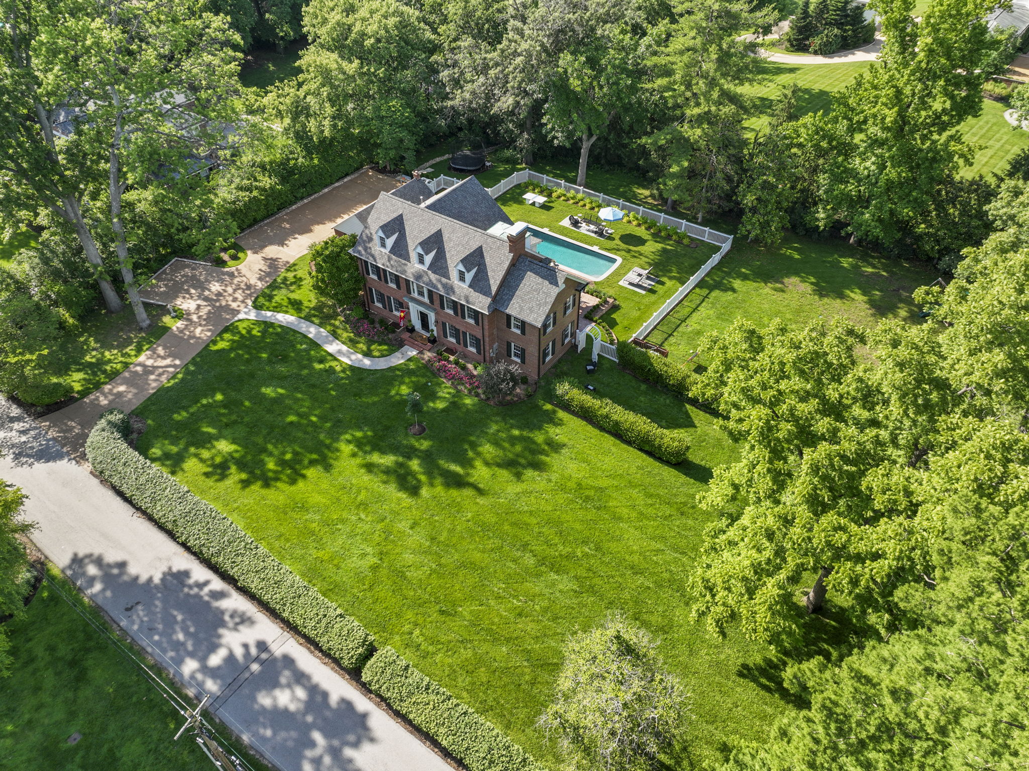 Exquisite Luxury Living in the Heart of Ladue - 物件實景