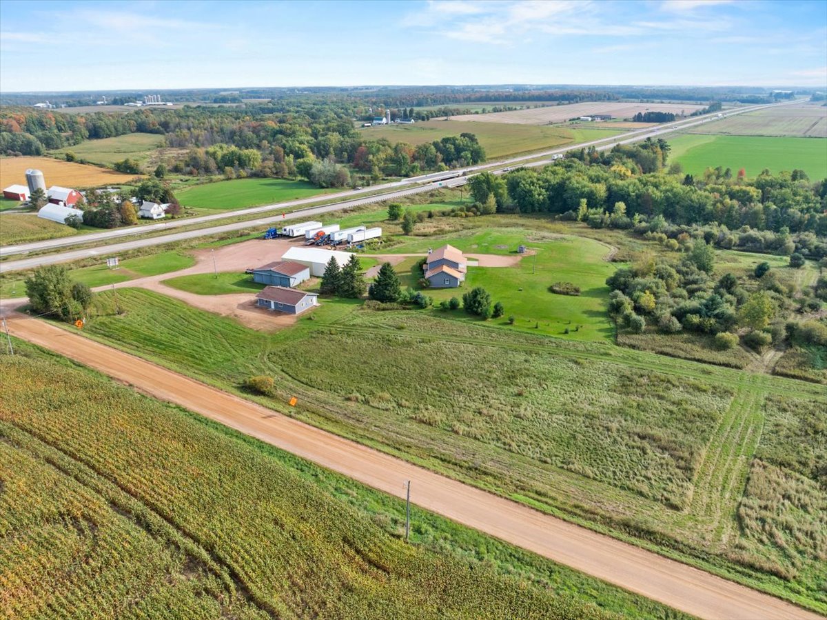 Abbotsford, Wisconsin, 54405, United States, 4 Bedrooms Bedrooms, ,4 BathroomsBathrooms,Residential,For Sale,1977625