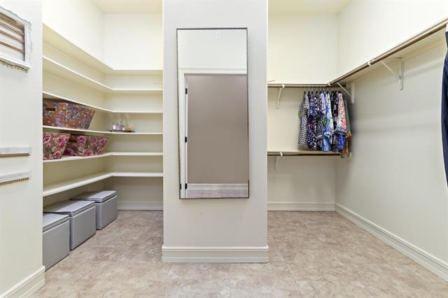 Orange, Texas, 77630, United States, 4 Bedrooms Bedrooms, ,3 BathroomsBathrooms,Residential,For Sale,1896582