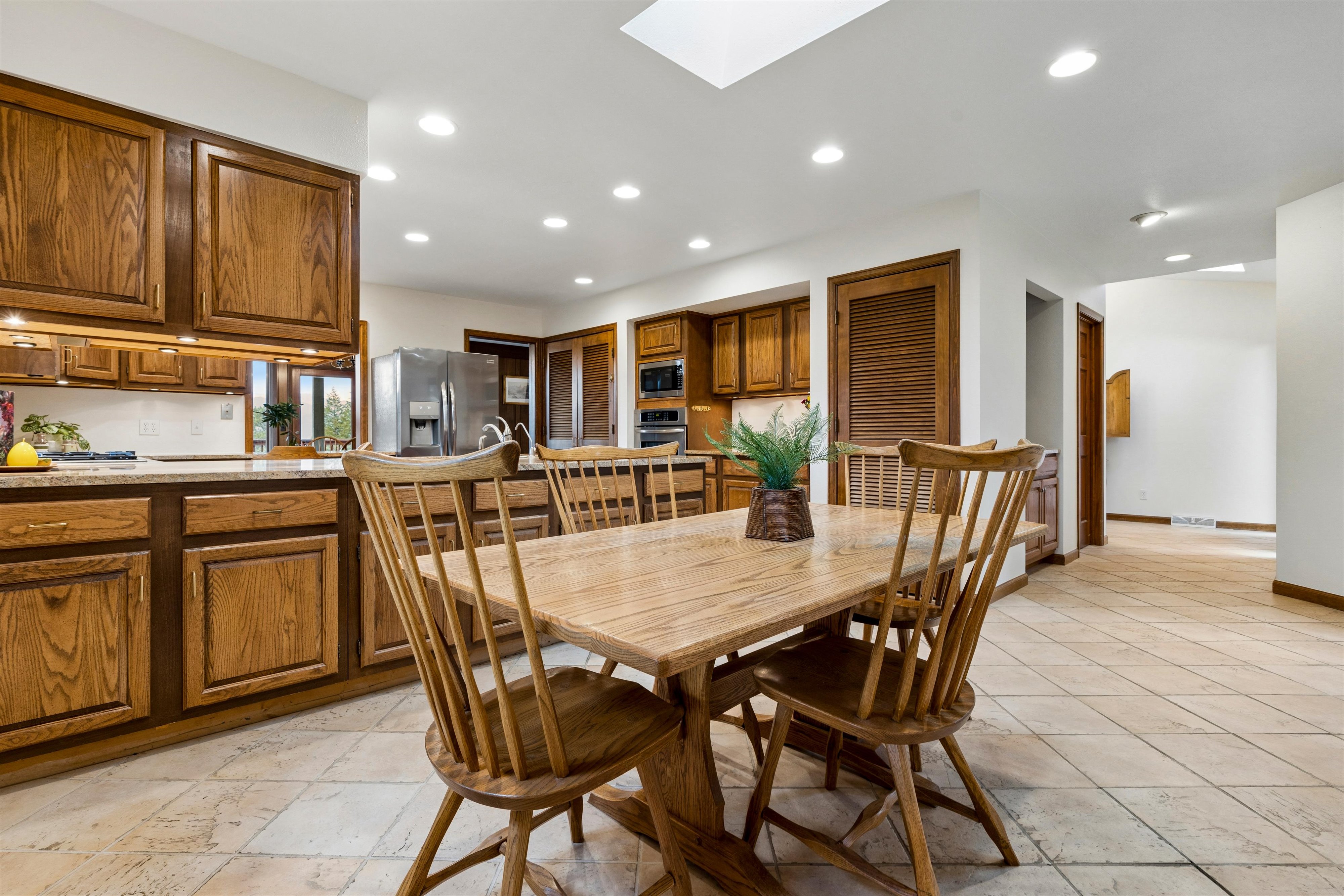  Custom Built Retreat with Panoramic Views on 8.7 Acres Next to Open Space - 物件實景