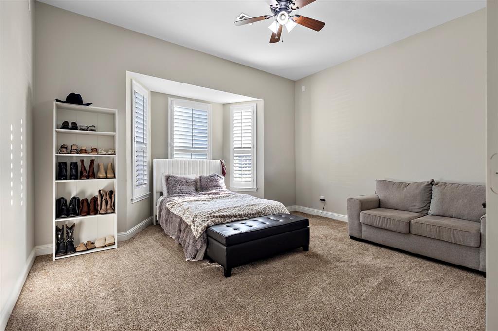 Mabank, Texas, 75147, United States, 3 Bedrooms Bedrooms, ,3 BathroomsBathrooms,Residential,For Sale,1713572