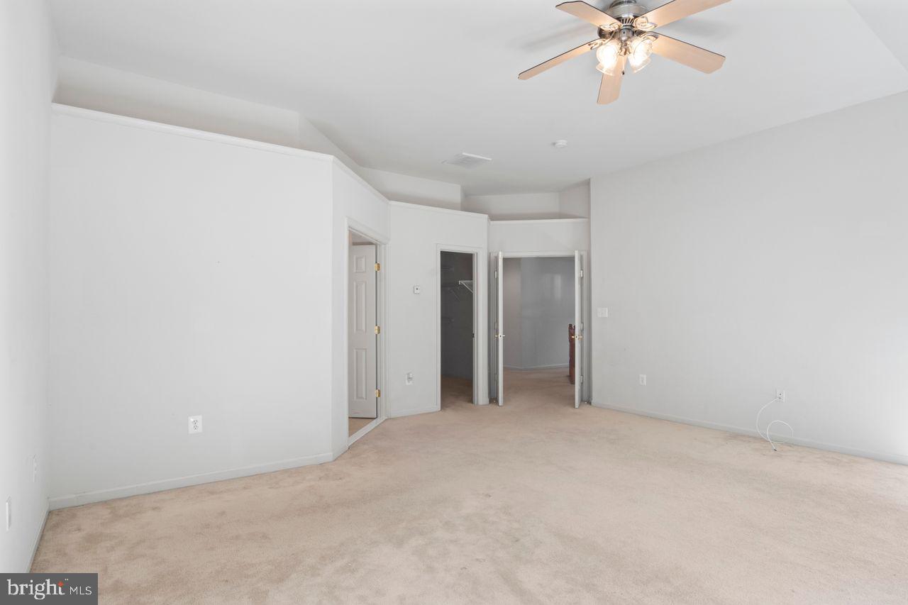 Woodbridge, Virginia, 22191, United States, 6 Bedrooms Bedrooms, ,5 BathroomsBathrooms,Residential,For Sale,1949818