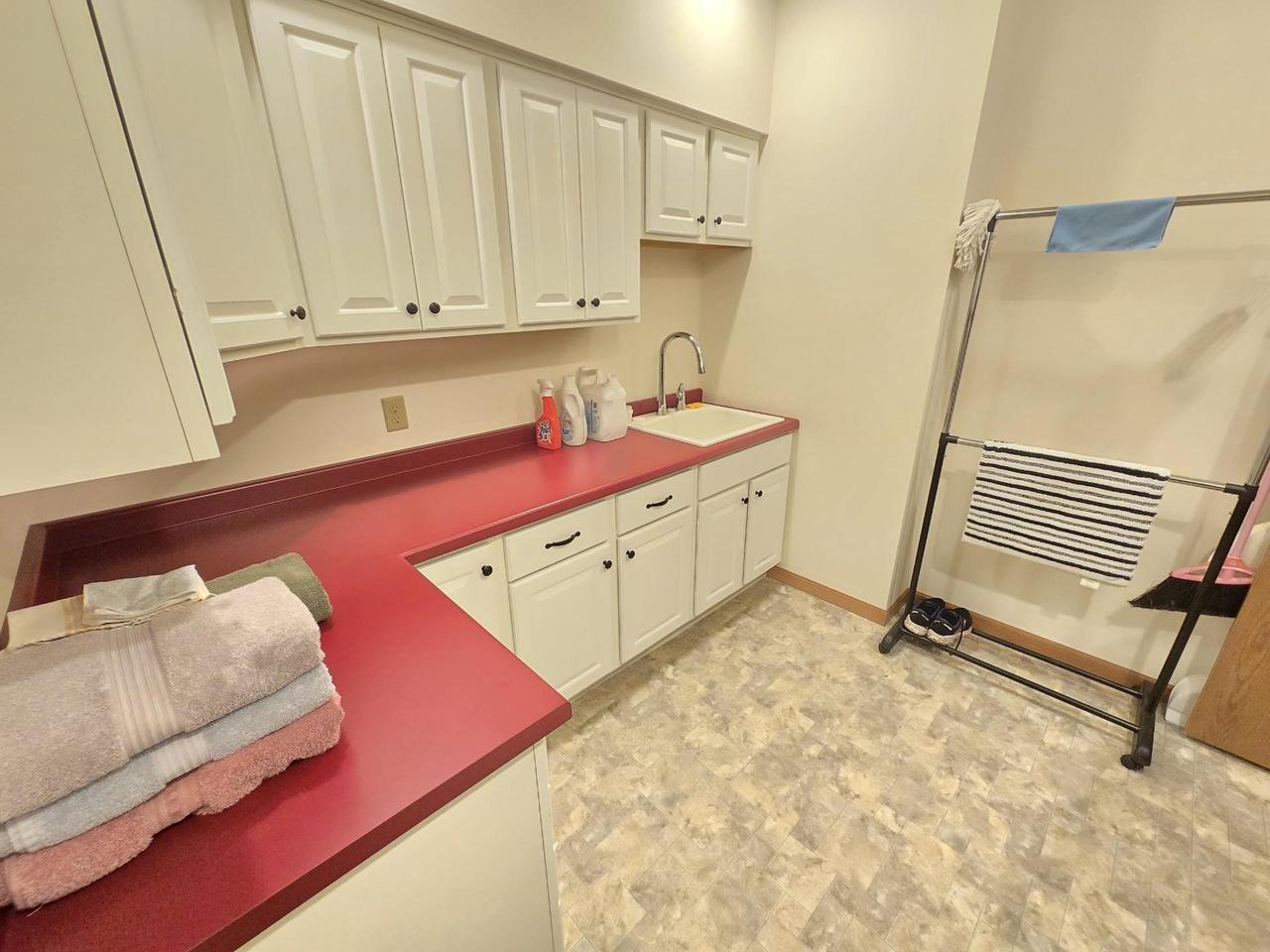 Green Lake, Wisconsin, 54941, United States, 4 Bedrooms Bedrooms, ,3 BathroomsBathrooms,Residential,For Sale,1928712