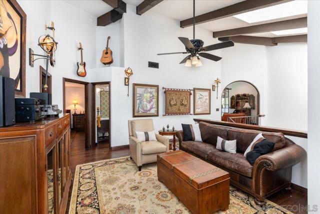 El Cajon, California, 92019, United States, 3 Bedrooms Bedrooms, ,4 BathroomsBathrooms,Residential,For Sale,1872864
