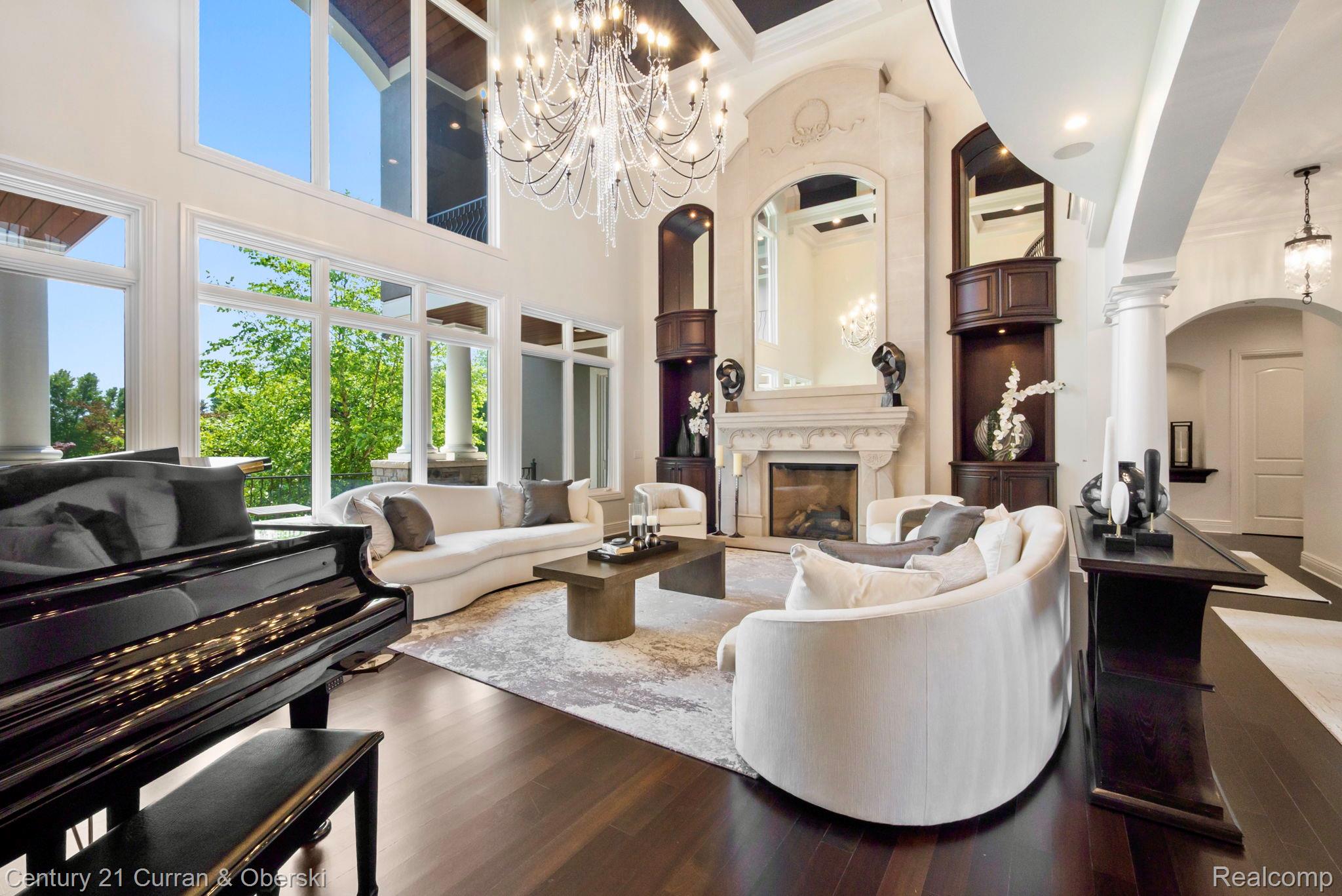 South Lyon, Michigan, 48178, United States, 6 Bedrooms Bedrooms, ,8 BathroomsBathrooms,Residential,For Sale,1914337