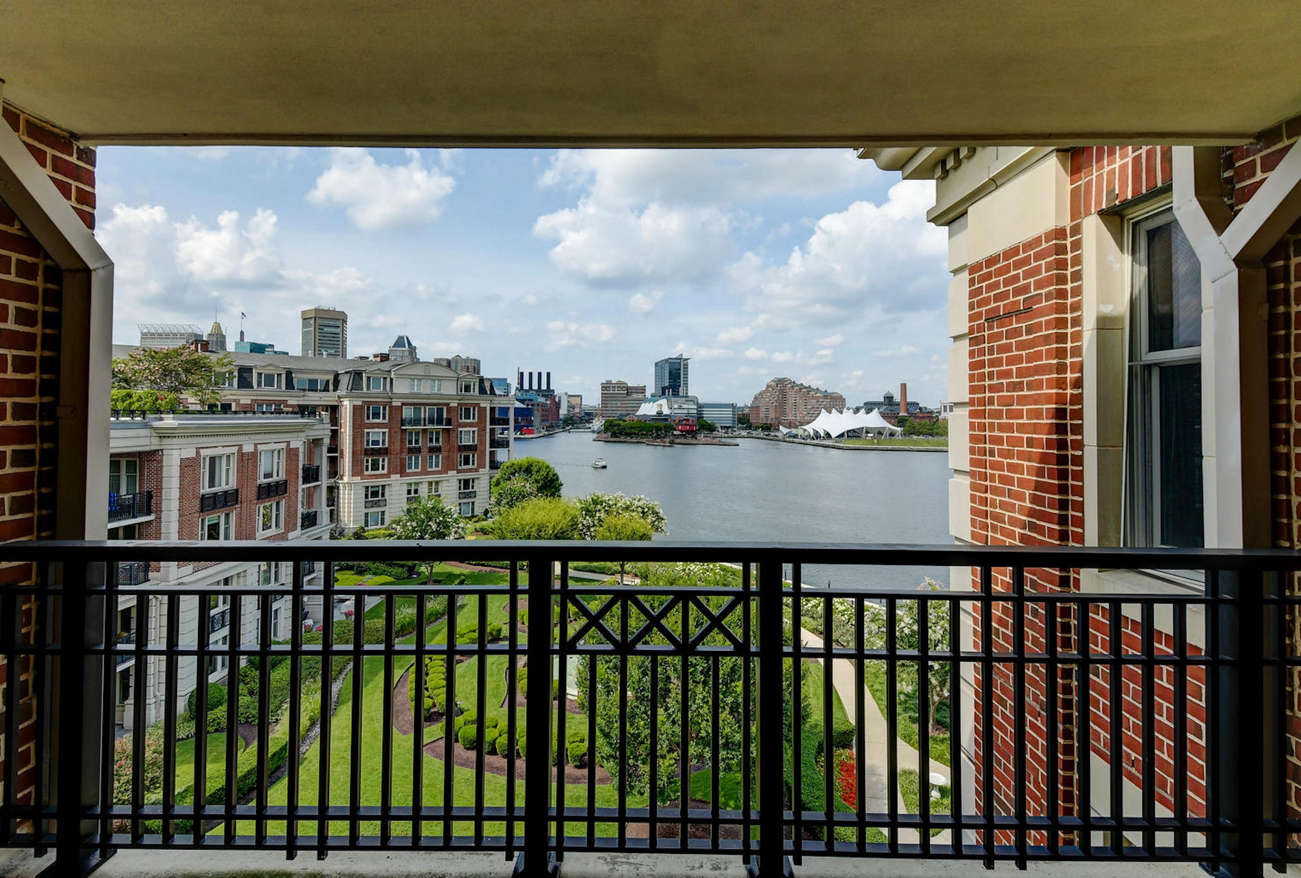  The Ritz-Carlton Residences - 物件實景