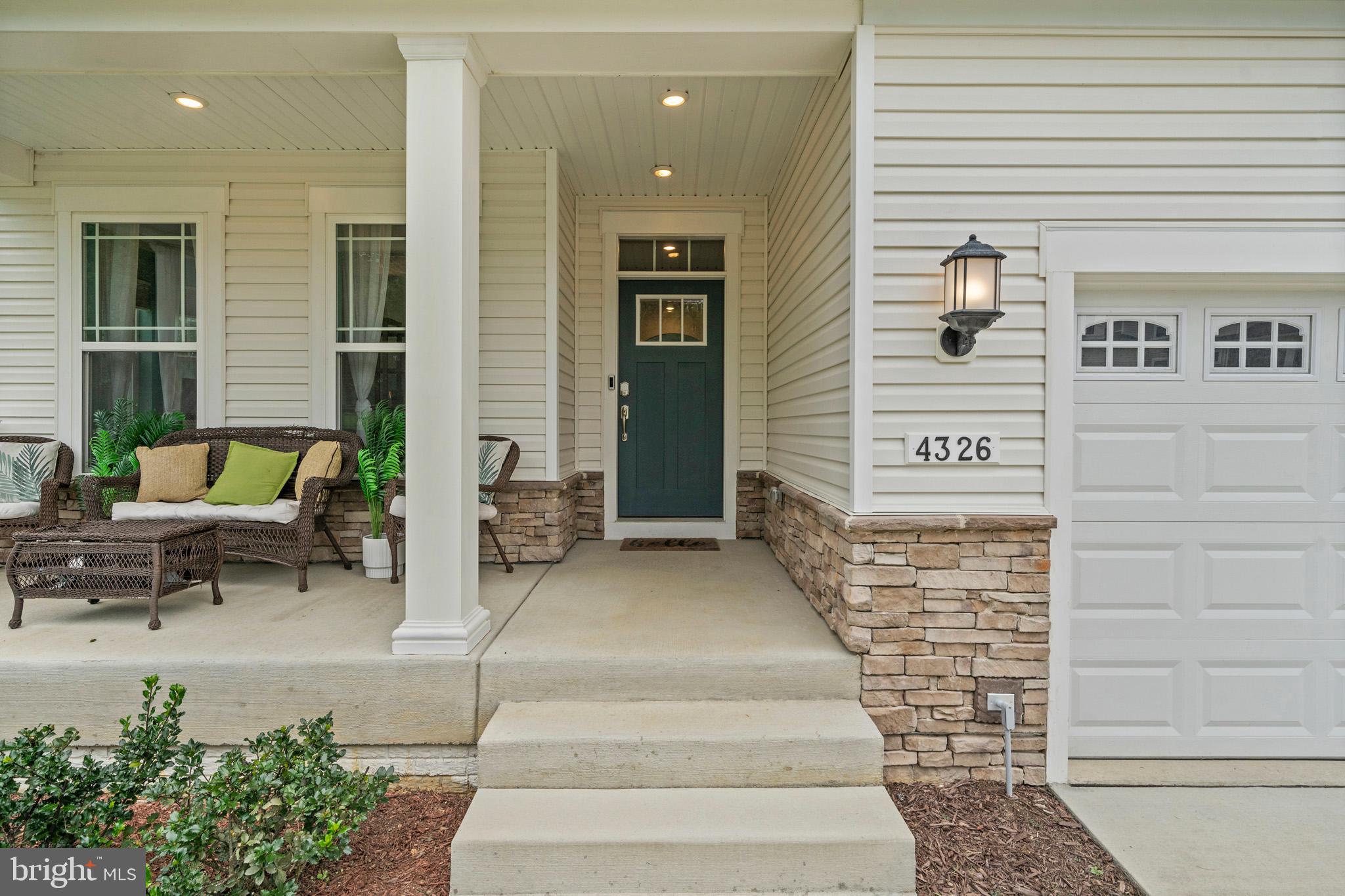 White Plains, Maryland, 20695, United States, 5 Bedrooms Bedrooms, ,5 BathroomsBathrooms,Residential,For Sale,1921773