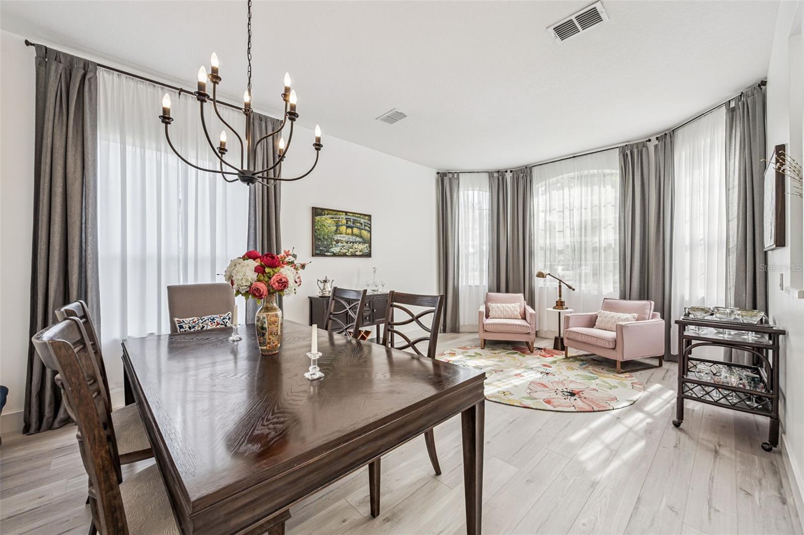 ORLANDO, Florida, 32837, United States, 5 Bedrooms Bedrooms, ,3 BathroomsBathrooms,Residential,For Sale,2010321