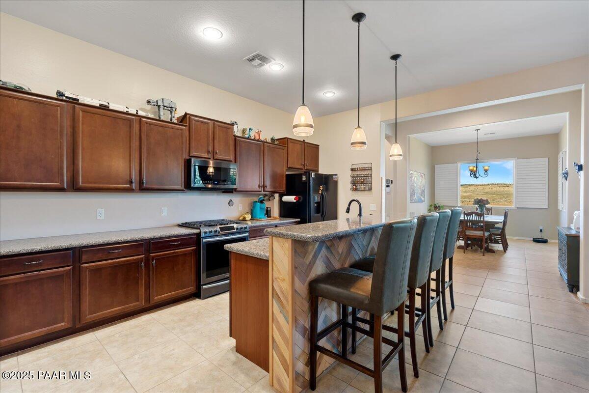 Dewey-Humboldt, Arizona, 86327, United States, 3 Bedrooms Bedrooms, ,2 BathroomsBathrooms,Residential,For Sale,1903290