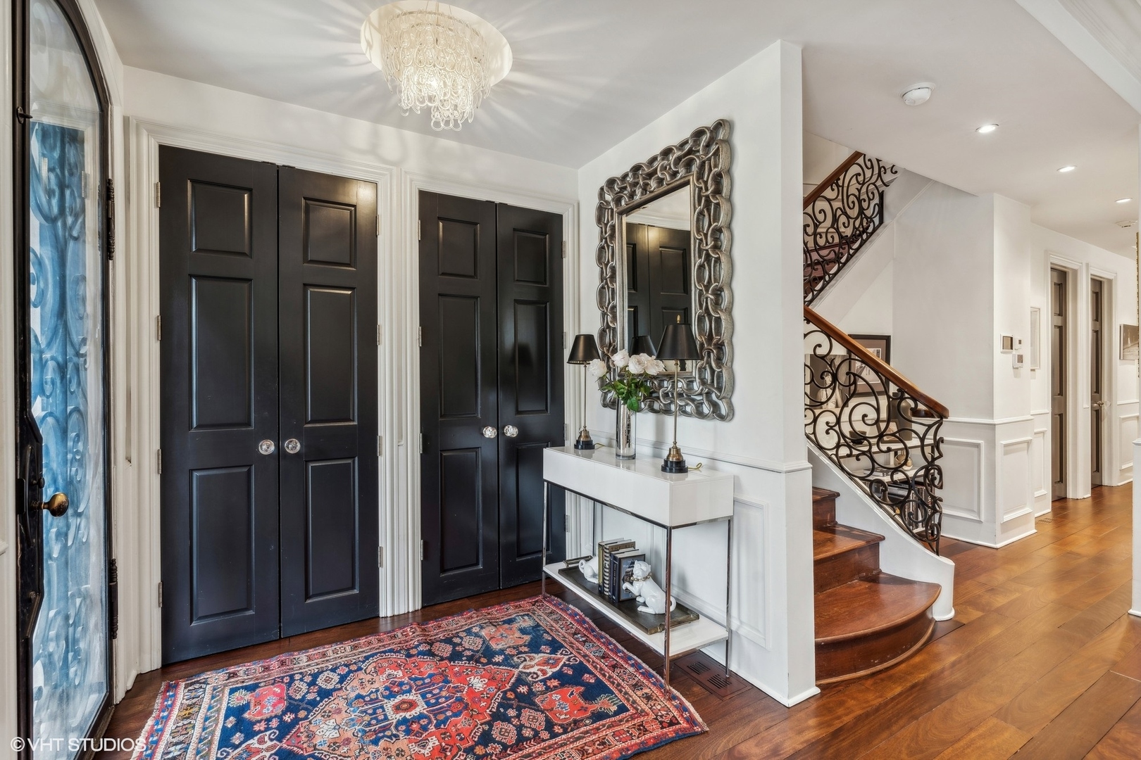 3830 N Wayne Avenue, Chicago, Illinois, 60613, United States, 6 Bedrooms Bedrooms, ,6 BathroomsBathrooms,Residential,For Sale,3830 N Wayne Avenue,1628817