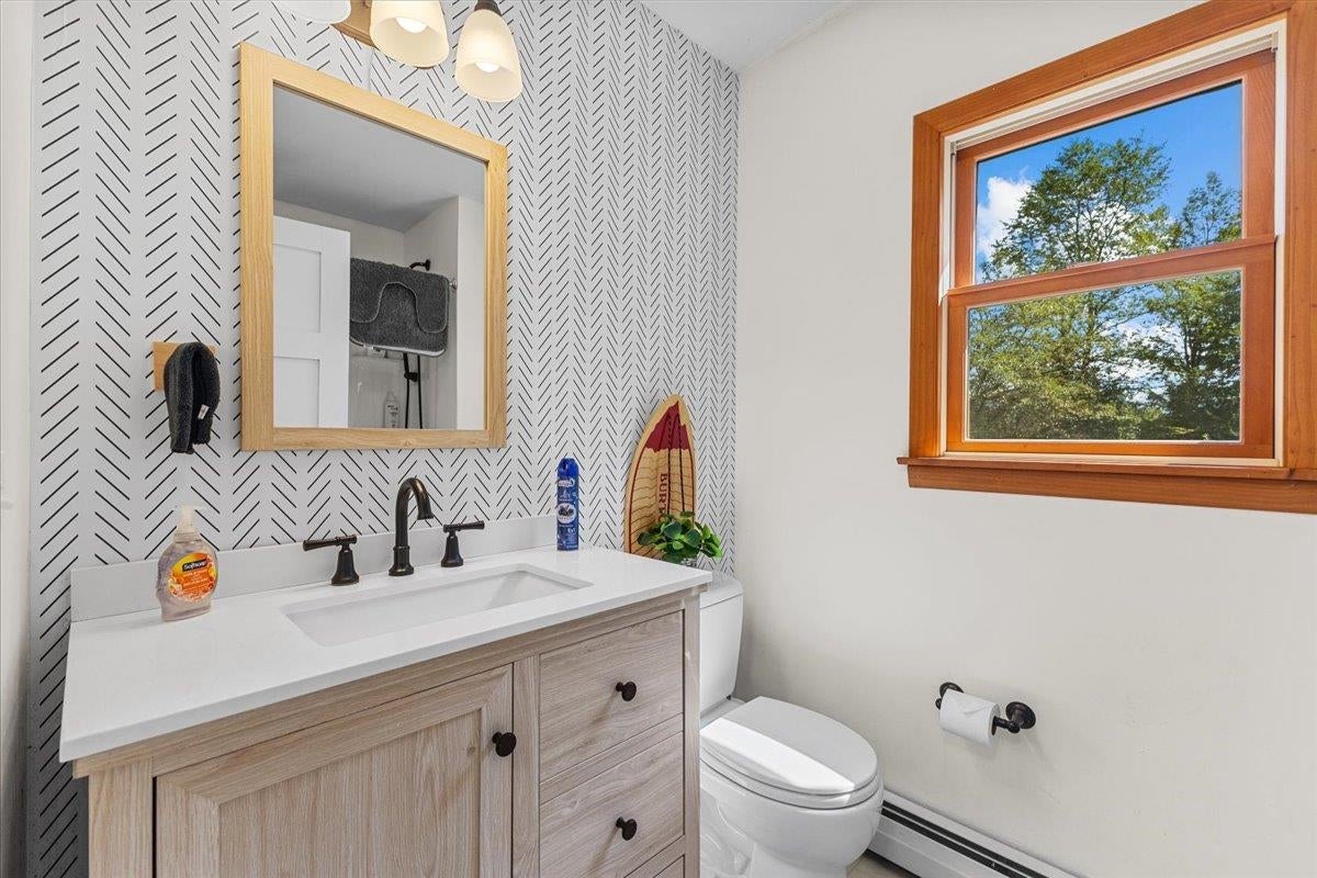 Morristown, Vermont, 05661, United States, 3 Bedrooms Bedrooms, ,1 BathroomBathrooms,Residential,For Sale,1917533
