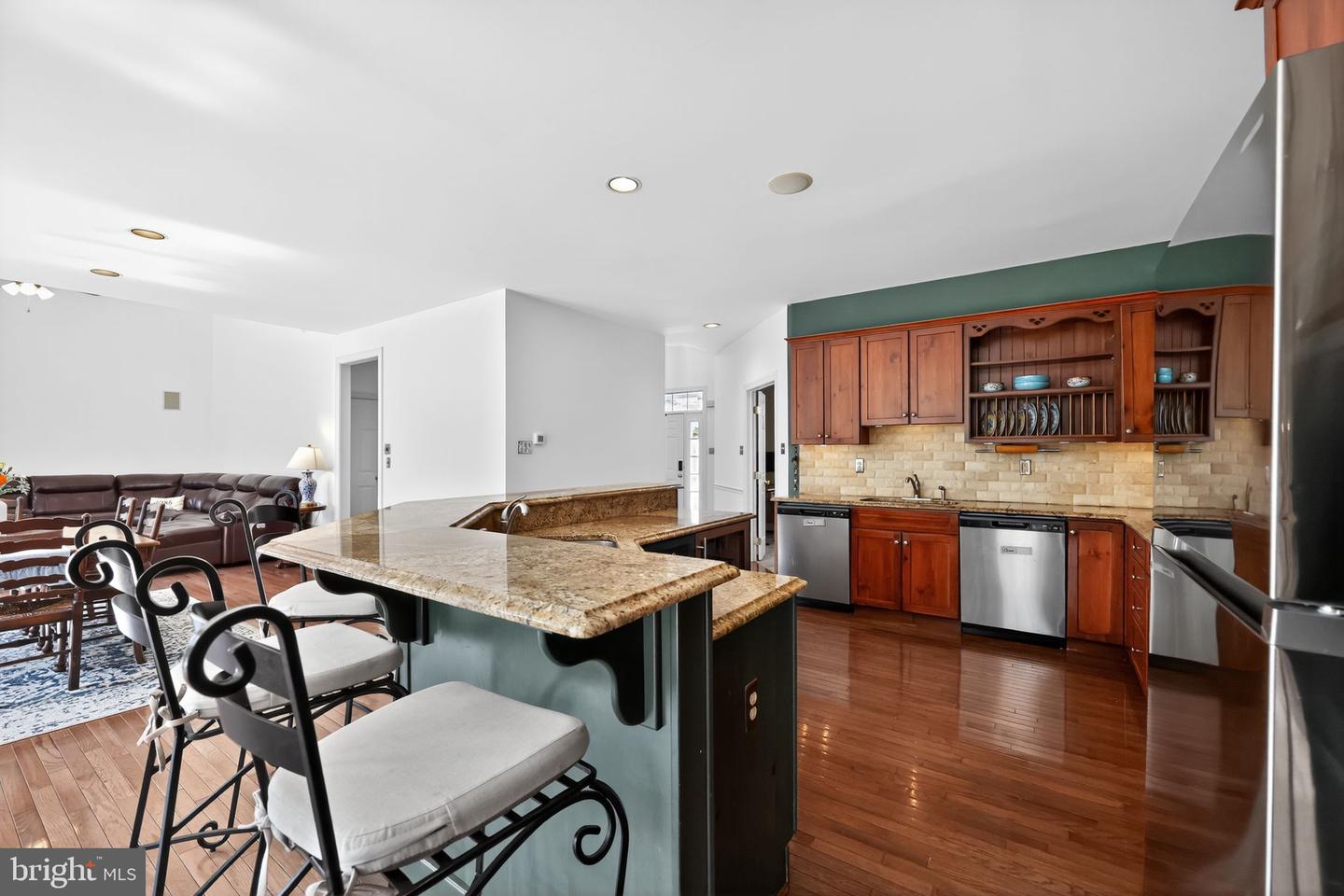 Wallingford, Pennsylvania, 19086, United States, 3 Bedrooms Bedrooms, ,4 BathroomsBathrooms,Residential,For Sale,2000507