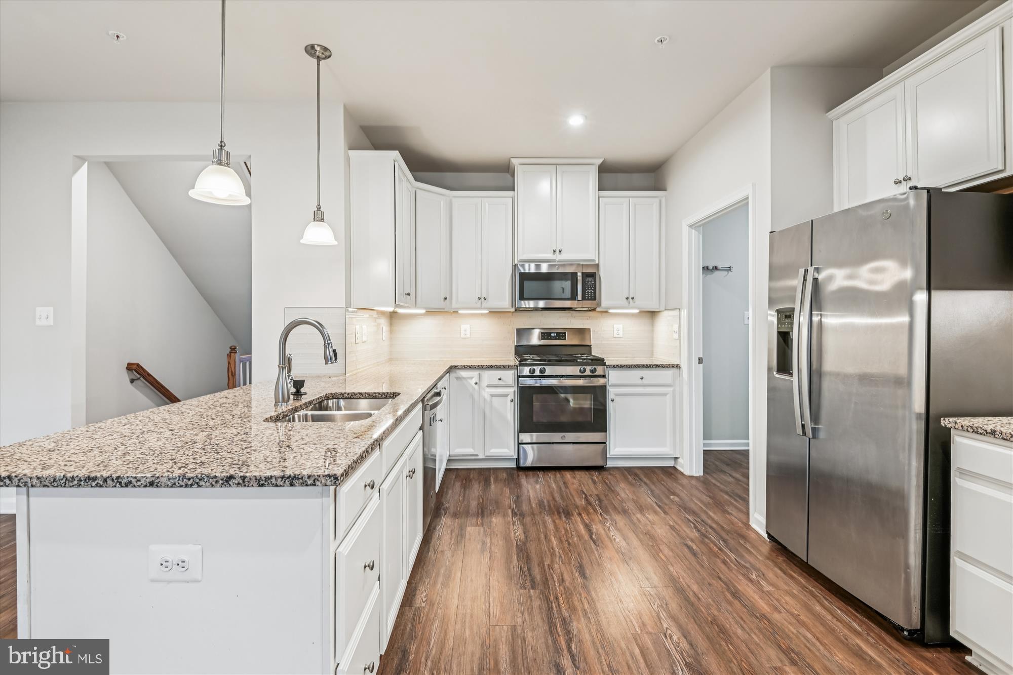 Glen Burnie, Maryland, 21060, United States, 4 Bedrooms Bedrooms, ,4 BathroomsBathrooms,Residential,For Sale,2010284