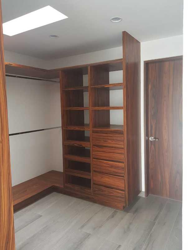 Puerta Grande, Atizapán de Zaragoza, Estado de México, 52930, Mexico, 4 Bedrooms Bedrooms, ,4 BathroomsBathrooms,Residential,For Sale,Puerta Grande,1612195