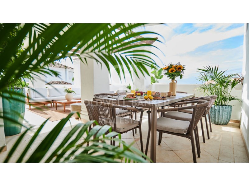Marbella, Andalusia, ES, 2 Bedrooms Bedrooms, ,2 BathroomsBathrooms,Residential,For Sale,1940134