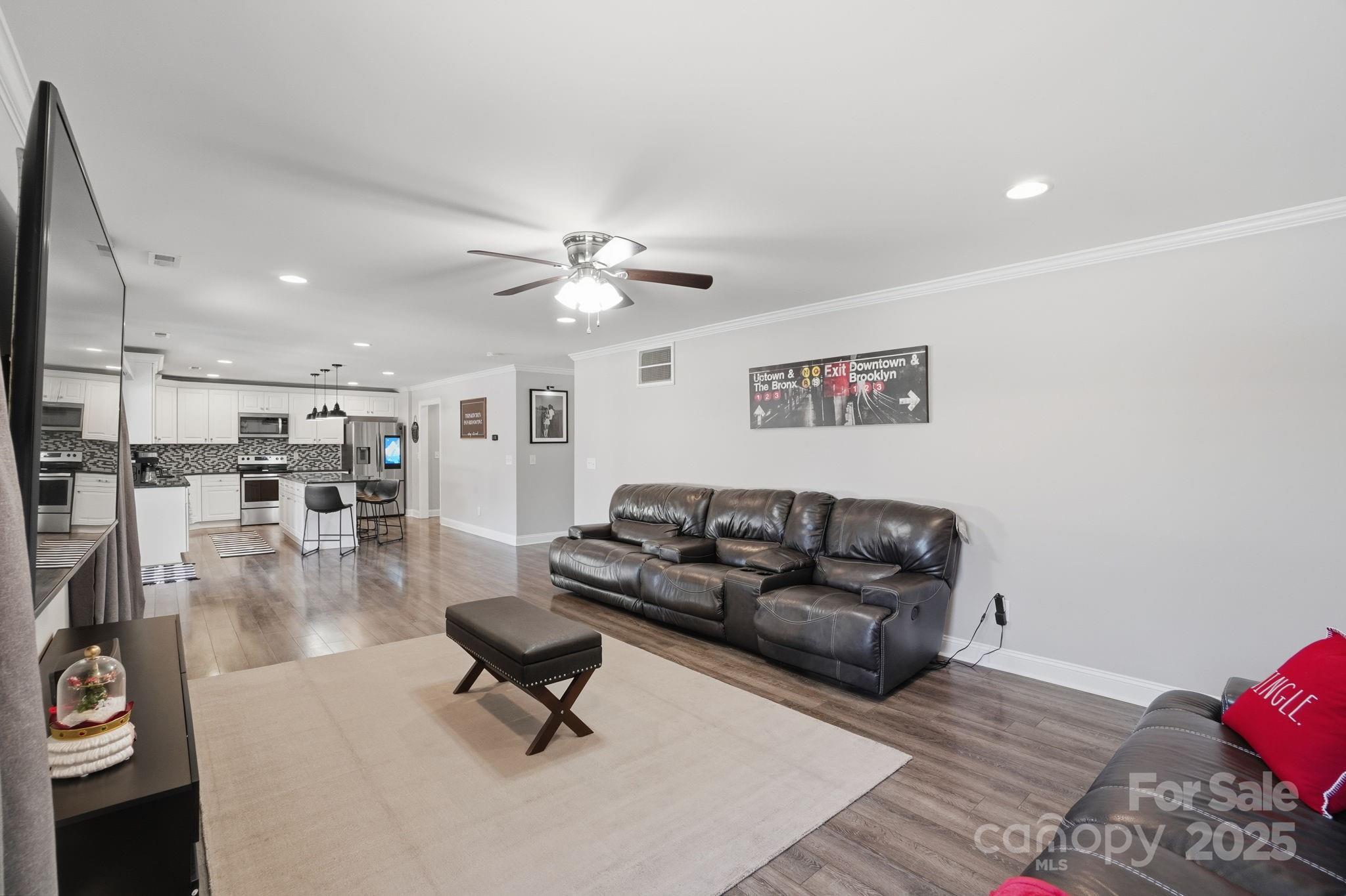 Kannapolis, North Carolina, 28081, United States, 4 Bedrooms Bedrooms, ,3 BathroomsBathrooms,Residential,For Sale,1996978